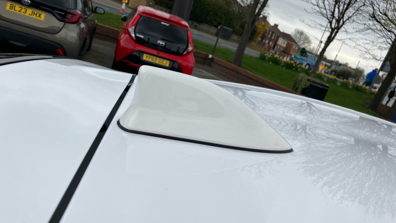 Toyota Yaris 1.5 Hybrid Icon 5dr CVT Hybrid Hatchback